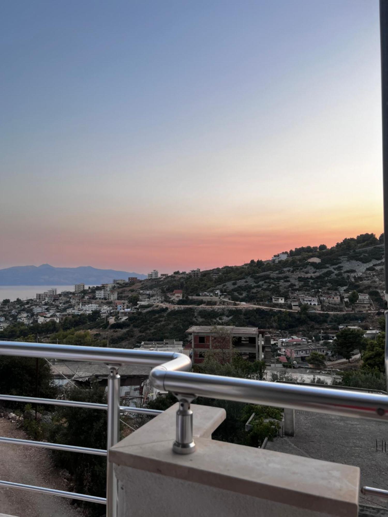 Noya Suites Sr Sarandë Esterno foto