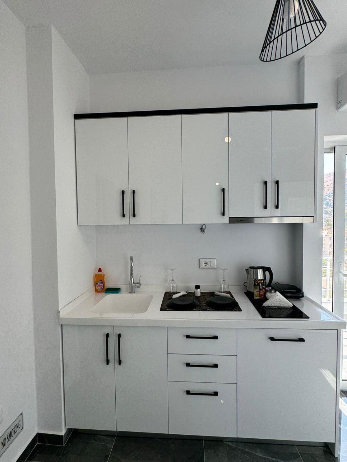 Noya Suites Sr Sarandë Esterno foto